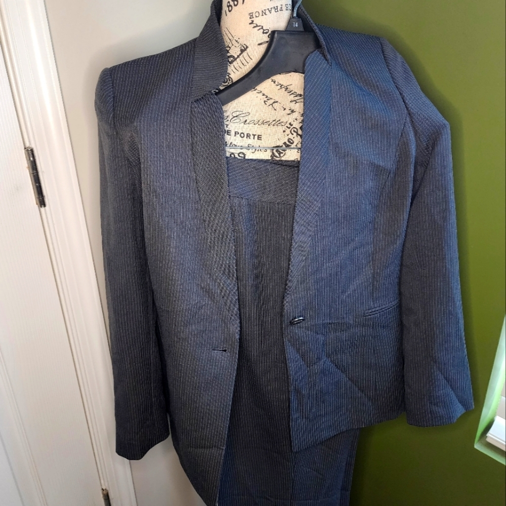 Tahari Suit